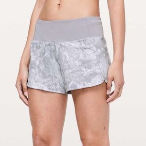 Lululemon Run Times Short II 4” Washed Marble Alpine White/Silverscreen– Size 6